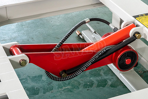 Hydraulic cylinder system providesstrong power supply